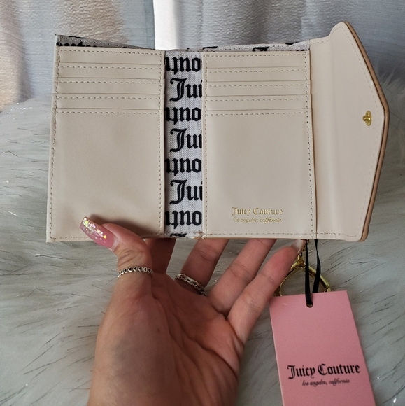 JUICY COUTURE pecan white Keychain wallet - Picture 3 of 4
